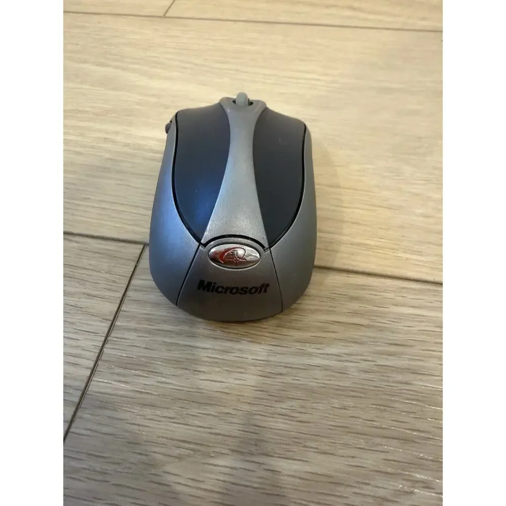 Microsoft Wireless Notebook Optical Mouse 4000 Model 1050 with Receiver OEM